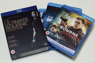http://www.dvdinternacional.com.br/scripts/upproduto/max/1_bourne-trilogy-br-uk-02.jpg