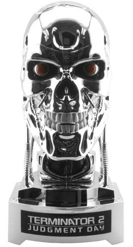 http://www.dvdinternacional.com.br/scripts/upproduto/max/1_terminator-2-collectors-br-04.jpg